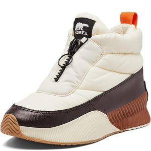 Sorel Out N About puffy boot